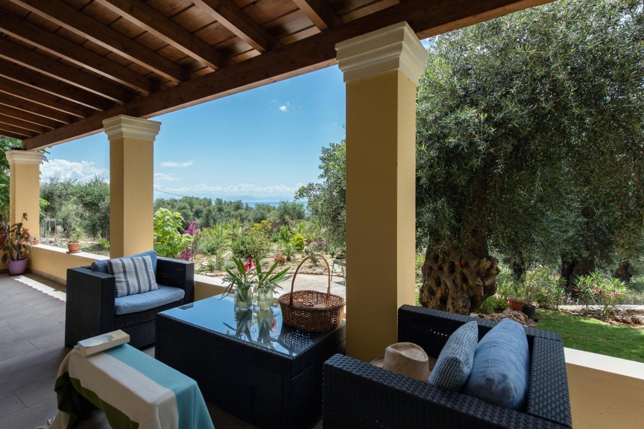 Villa Terra Rossa By Konnect, Views To Ionian Sea Spartylas Exterior foto