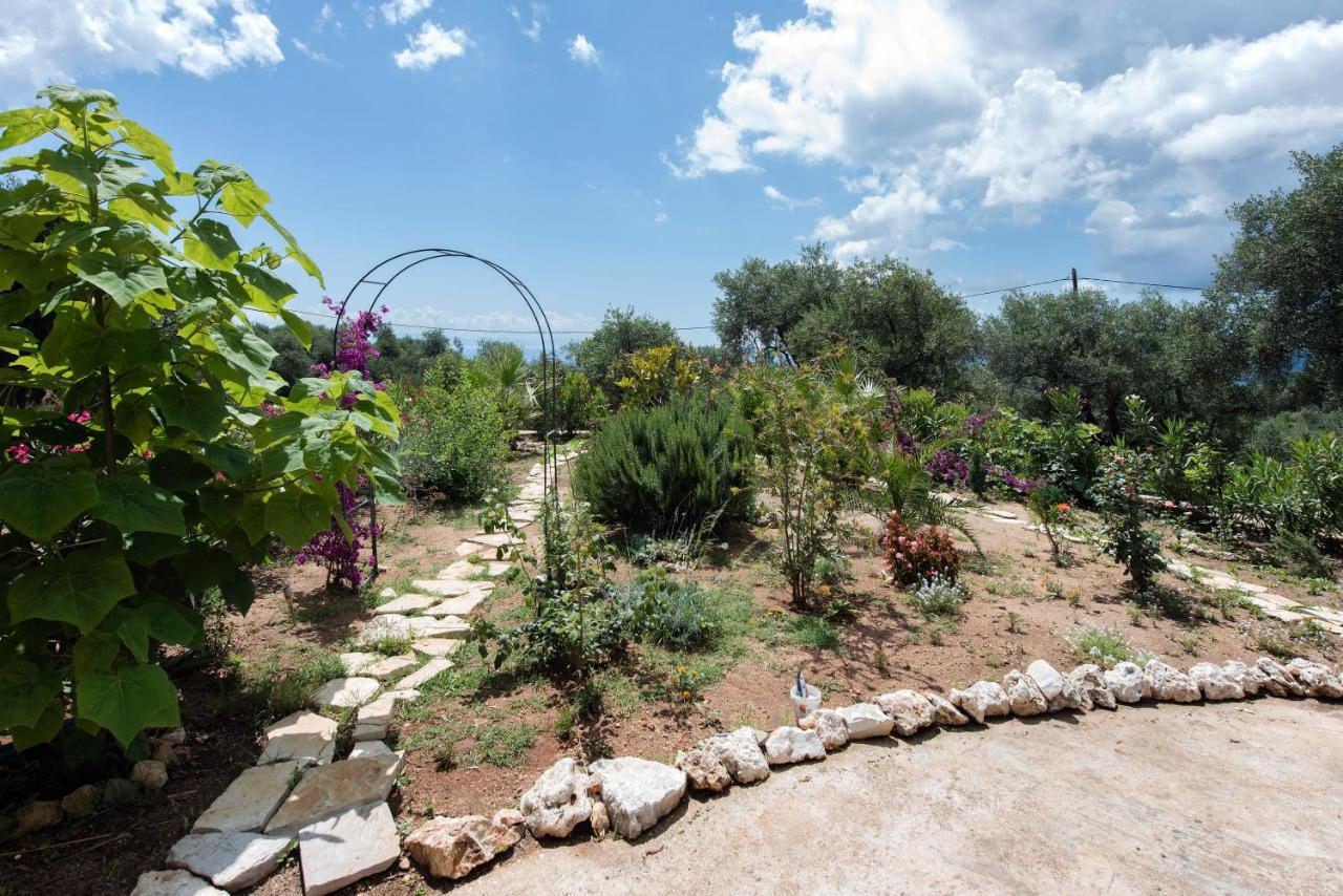 Villa Terra Rossa By Konnect, Views To Ionian Sea Spartylas Exterior foto